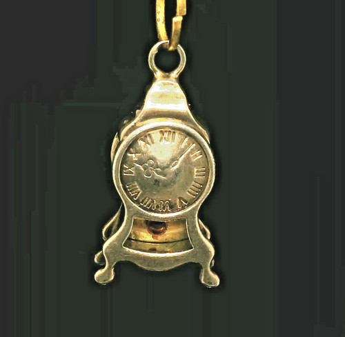 Fine silver clock - silver,